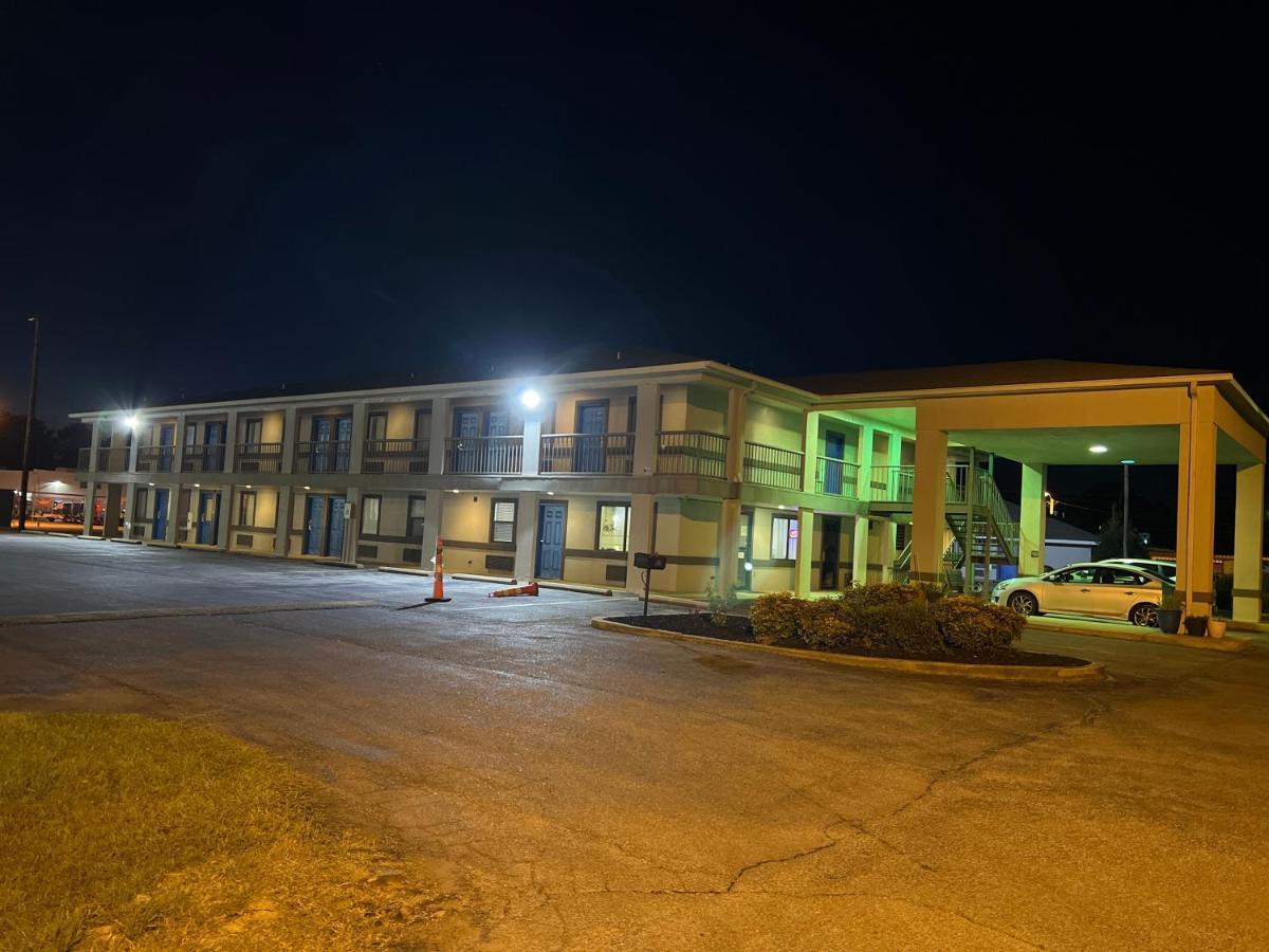 Briarwood Inn Эймори Экстерьер фото