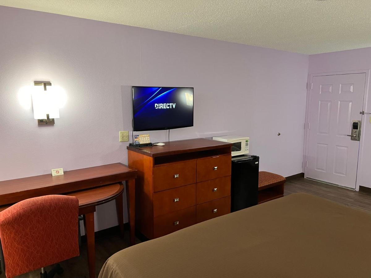 Briarwood Inn Эймори Экстерьер фото